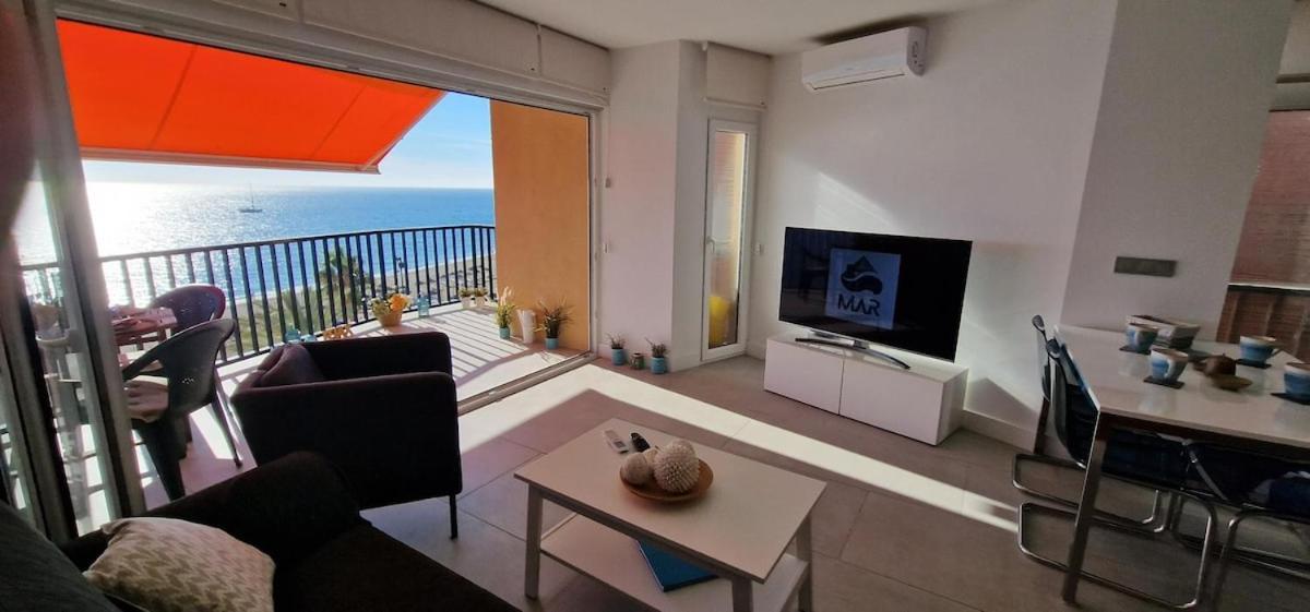 Central & Quite 2Bdr Beachfront Fuengirola Exteriör bild