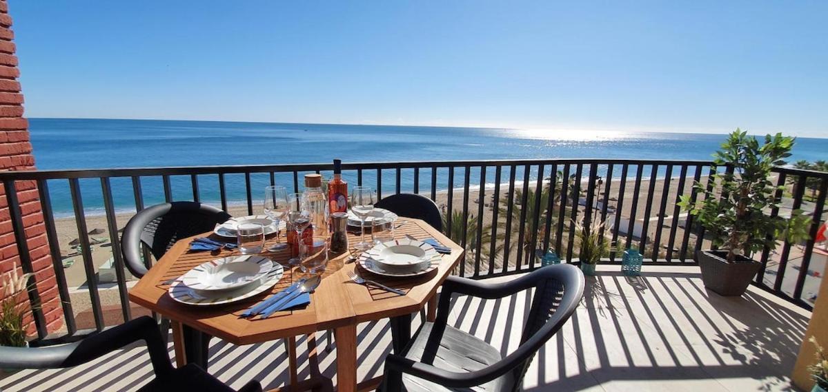 Central & Quite 2Bdr Beachfront Fuengirola Exteriör bild