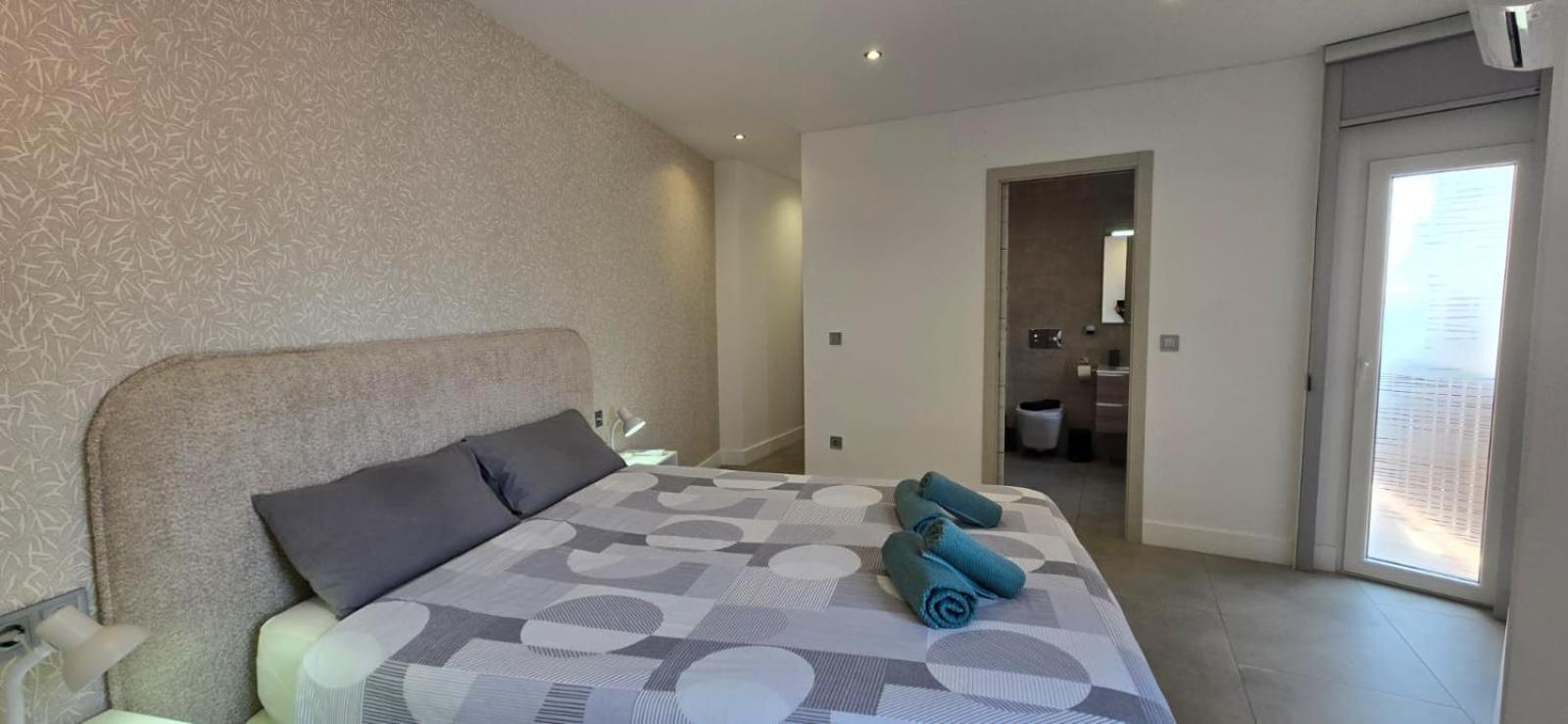 Central & Quite 2Bdr Beachfront Fuengirola Exteriör bild